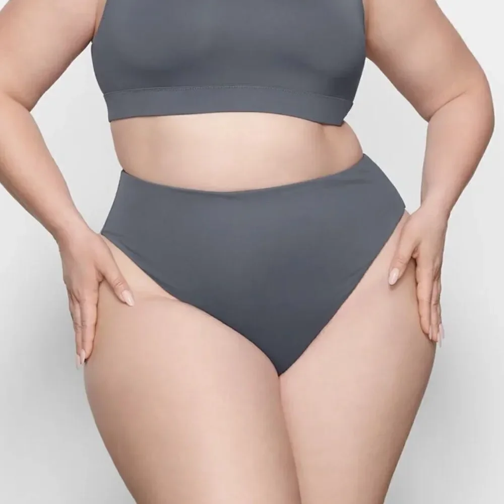 NWT SKIMS Recycled Swim Mid Coverage Bottom Swim Bikini Bottom In Gunmetal Gray